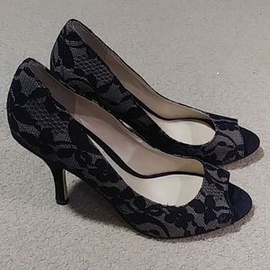Nine West lace overlay heels, size 7.5